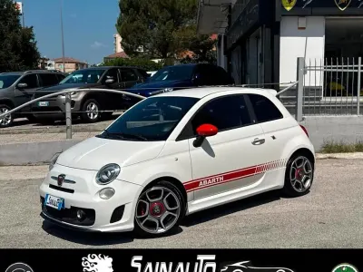 Usata Abarth 500 135 CV (99 kW) 2009 Bianco Utilitaria