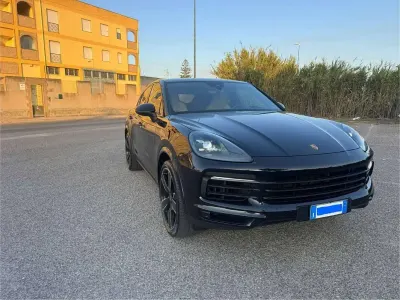 Usata Porsche Cayenne 340 CV (250 kW) 2022 SUV