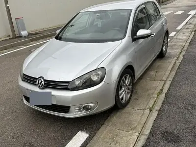 Begagnad VW Golf VI 110 HK (80 kW) 2011 Grå Halvkombi