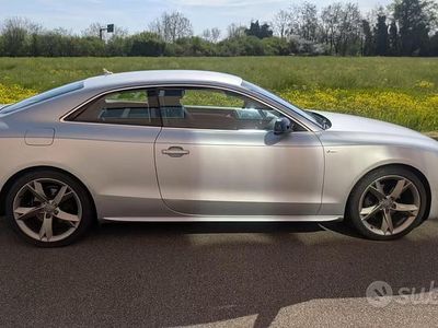 Begagnad Audi A5 170 HK (125 kW) 2011 Grå Sportkupé
