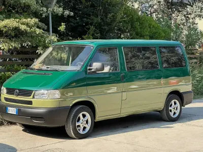 Usata VW T4 Classicline 68 CV (50 kW) 1997 Verde Furgone
