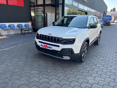 Usata Jeep Avenger Summit 100 CV (73 kW) 2024 Bianco SUV