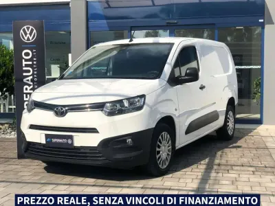 Usata Toyota Proace City City 131 CV (96 kW) 2021 Bianco Monovolume