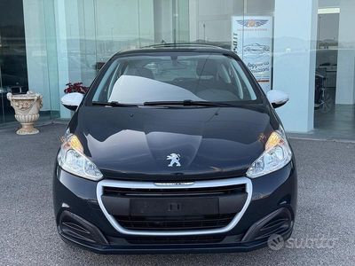 Usata Peugeot 208 Active 67 CV (49 kW) 2019 Grigio Utilitaria