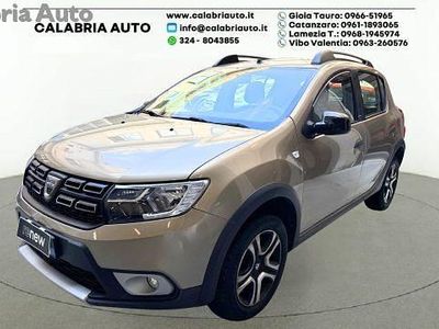 Usata Dacia Sandero Stepway 90 CV (66 kW) 2018 Beige