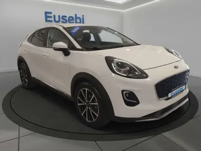 Usata Ford Puma Titanium 124 CV (91 kW) 2020 Bianco SUV