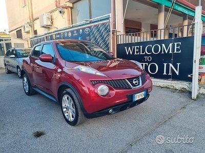 Usata Nissan Juke Tekna 116 CV (85 kW) 2010 Rosso SUV