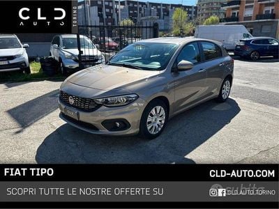 Usata Fiat Tipo Sport 120 CV (88 kW) 2019 Oro Berlina