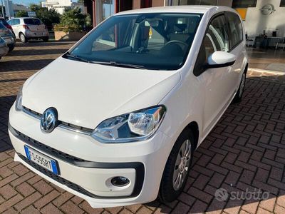 Usata VW up! move up! 68 CV (50 kW) 2018 Bianco Utilitaria