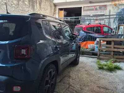 Usata Jeep Renegade 120 CV (88 kW) 2021 Bluazzurro SUV