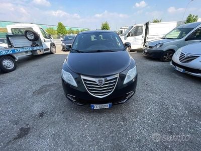 Usata Lancia Ypsilon Silver 69 CV (50 kW) 2012 Nero Utilitaria