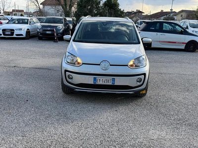Usata VW up! 75 CV (55 kW) 2015 Grigio Utilitaria