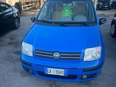 Usata Fiat Panda Dynamic 69 CV (50 kW) 2005 Blu Utilitaria