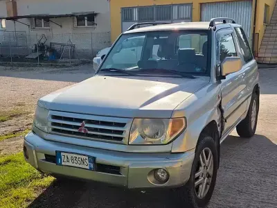 Usata Mitsubishi Pajero 114 CV (83 kW) 2003 Grigio SUV
