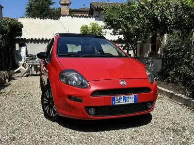 Usata Fiat Punto S 84 CV (61 kW) 2012 Utilitaria