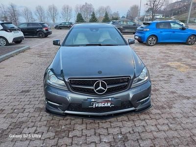 Usata Mercedes C220 AMG 170 CV (125 kW) 2012 Grigio Coupé