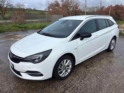 Usata Opel Astra 105 CV (77 kW) 2022 Bianco Station wagon