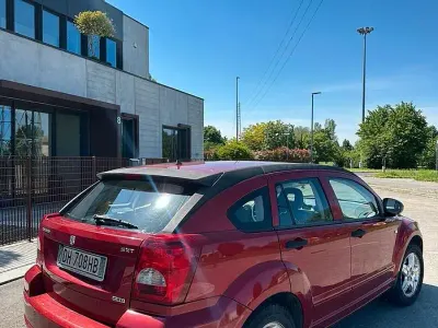 Usata Dodge Caliber 140 CV (102 kW) 2007 Rosso Utilitaria