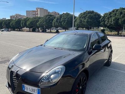 Usata 2014 Alfa Romeo Giulietta Utilitaria | 9000 € (Buon prezzo)
