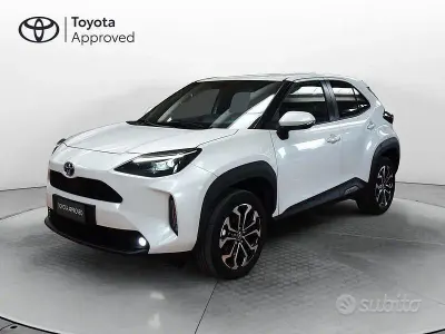 Usata Toyota Yaris Cross Trend 116 CV (85 kW) 2022 Bianco SUV