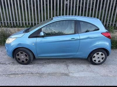 Usata Ford Ka Titanium 75 CV (55 kW) 2011 Blu/azzurro Utilitaria