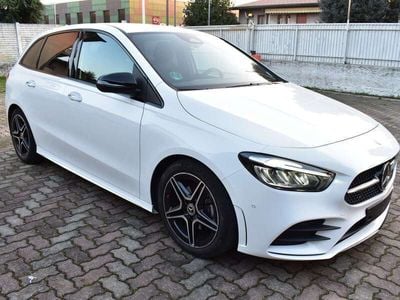 Mercedes B200