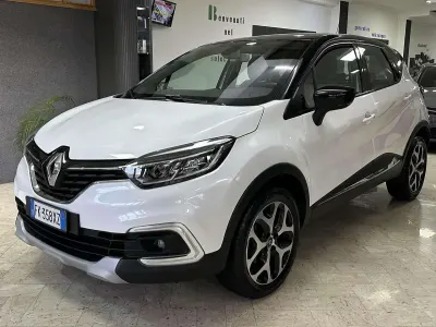 Usata Renault Captur Zen 110 CV (80 kW) 2017 Bianco madreperla SUV