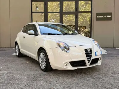 Usata Alfa Romeo MiTo Impression 69 CV (50 kW) 2015 Bianco Utilitaria