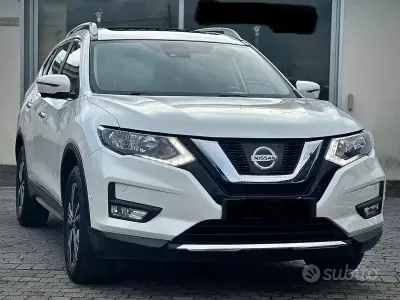 Usata Nissan X-Trail N-Connecta 131 CV (96 kW) 2017 Bianco SUV