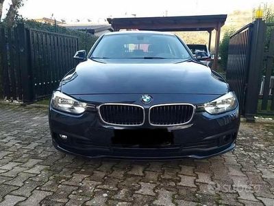 Usata BMW 318 2016 Blu Station wagon