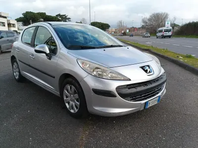 Usata Peugeot 207 73 CV (53 kW) 2007 Argento Berlina