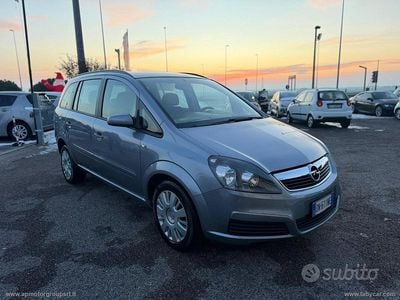 Usata 2008 Opel Zafira Club Monovolume | 2900 € (Buon prezzo)