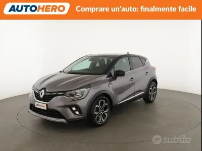 Usata Renault Captur Intens 160 CV (117 kW) 2021 Grigio SUV
