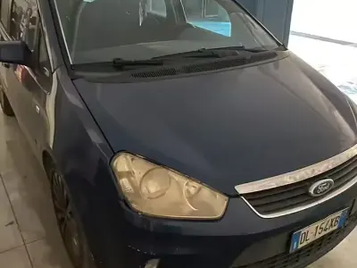 Käytetty Ford C-MAX