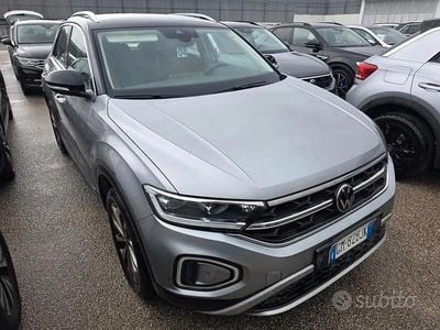 Usata VW T-Roc Style 150 CV (110 kW) 2023 Grigio SUV