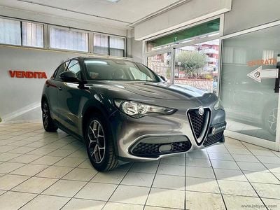 Usata Alfa Romeo Stelvio Super 160 CV (117 kW) 2019 Grigio SUV