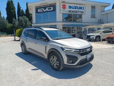 Usata Dacia Jogger Extreme 101 CV (74 kW) 2023 Grigio Monovolume