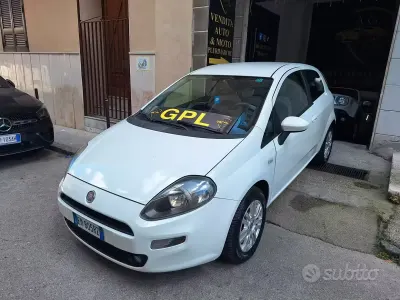 Brugt Fiat Punto Evo Active 77 HK (56 kW) 2012 Hvid Hatchback