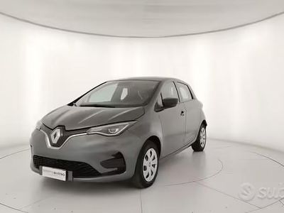 Usata Renault Zoe Life 80 kW (109 CV) 2022 Grigio Utilitaria