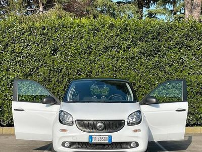 usata Smart ForFour 1.0 Youngster 71cv *NEOPATENTATI*