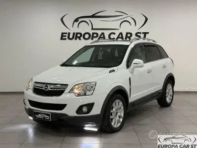 Usata Opel Antara Cosmo 163 CV (119 kW) 2011 Bianco SUV