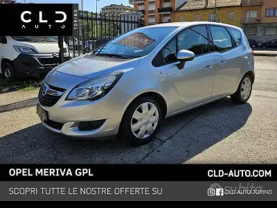 Usata Opel Meriva Cosmo 120 CV (88 kW) 2017 Grigio Monovolume