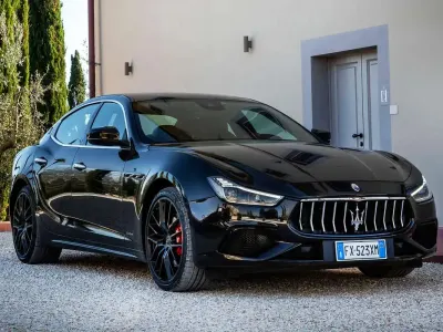 Begagnad Maserati Ghibli 275 HK (202 kW) 2019 Svart Sedan