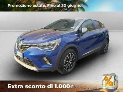 Usata Renault Captur Intens 160 CV (117 kW) 2021 Blu/azzurro SUV