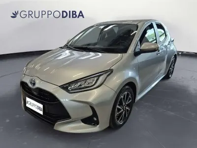 Usata Toyota Yaris Trend 116 CV (85 kW) 2023 Argento Utilitaria