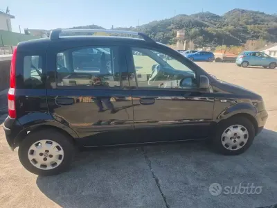 Usata Fiat Panda 69 CV (50 kW) 2011 Nero Utilitaria
