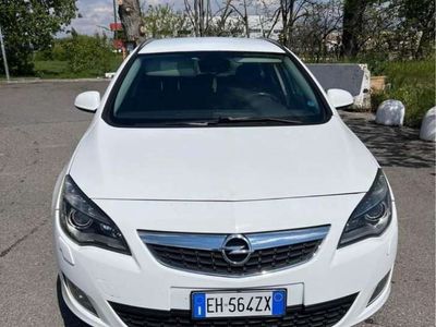 usata Opel Astra ST 2.0CDTi Sport