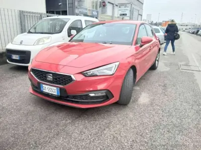Usata Seat Leon Business 116 CV (85 kW) 2022 Rosso Berlina