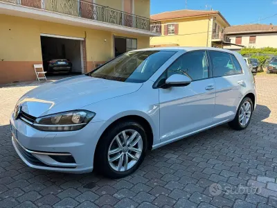 Usata VW Golf VII Highline 125 CV (91 kW) 2017 Bianco Berlina