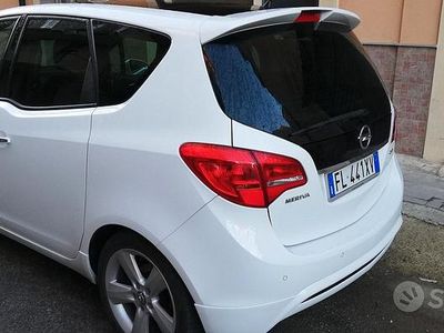 Usata Opel Meriva 110 CV (80 kW) 2012 Monovolume